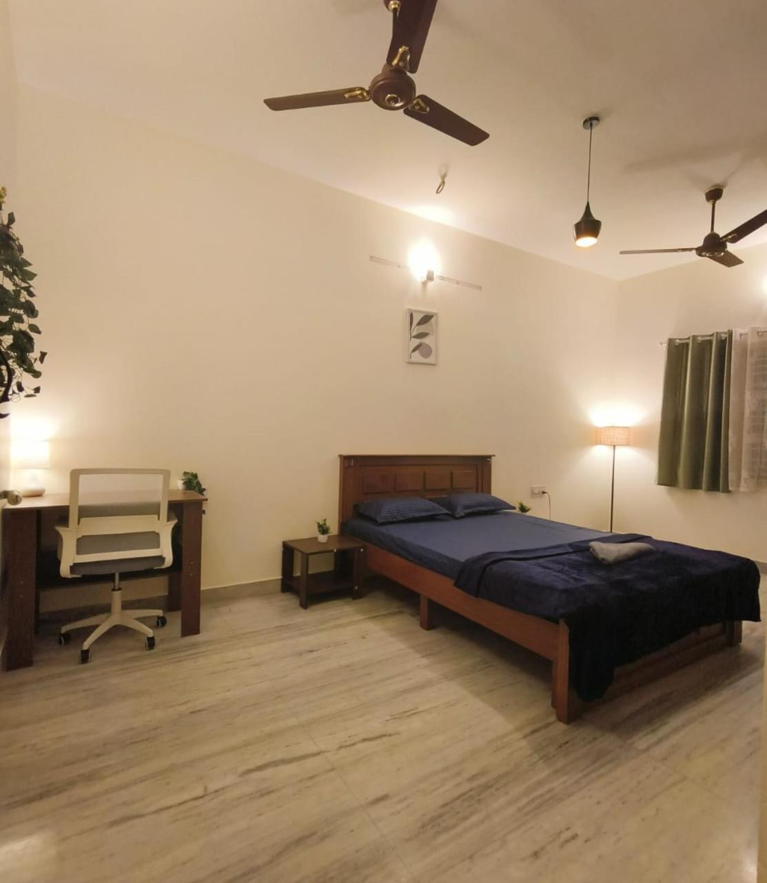 Homestayz Daffodil Bangalore Room photo